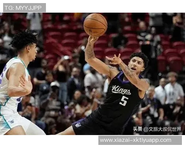 黄蜂主帅称赞克尼佩尔三分球表现展现未来潜力与成长空间